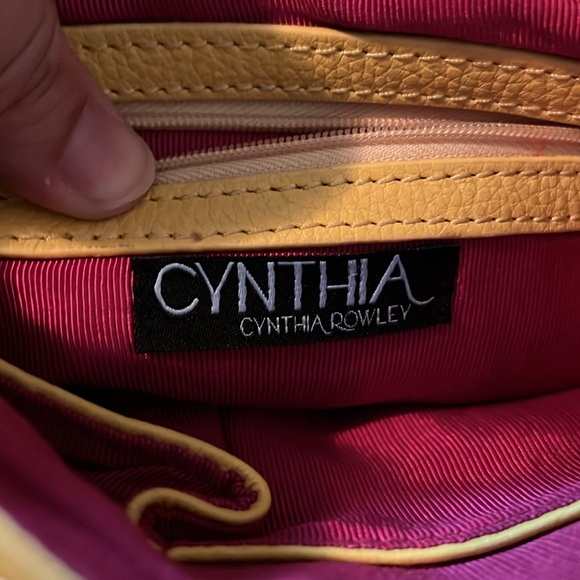 Cynthia Rowley yellow leather crossbody purse - Picture 9 of 12